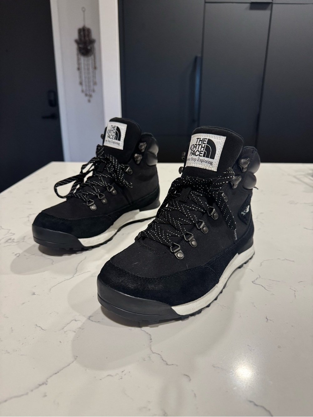 The North Face Back-To-Berkeley Waterproof Boots Size 8